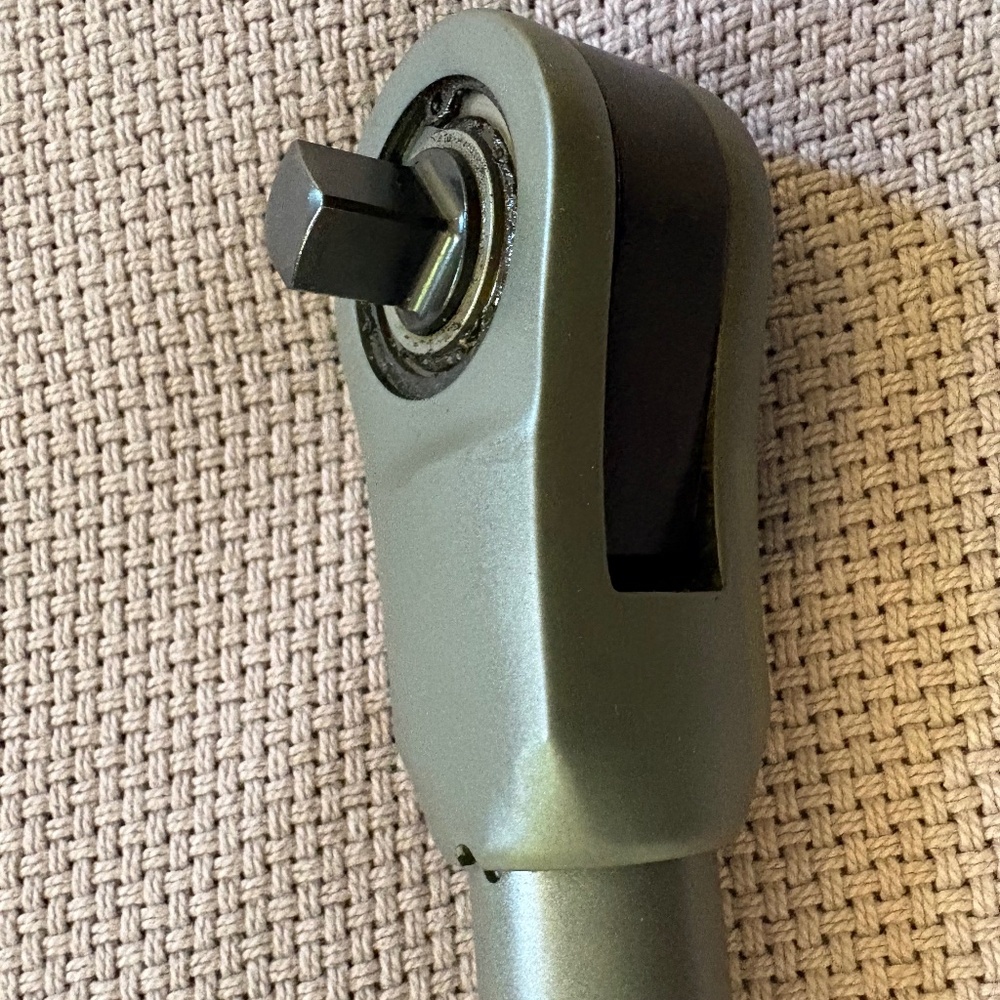 Milwaukee 3/8" ratchet Tool Only - Picture 3 of 7
